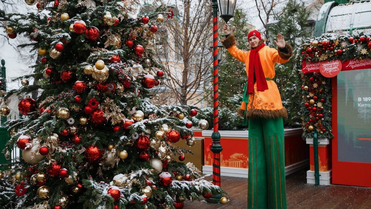 Moskova, Noel’e Yolculuk Festivali ile ziyaretçilerini bir kış masalına davet ediyor
