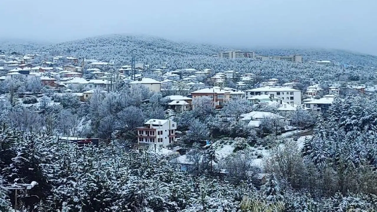 Üç şehir beyaza büründü... Mayıs ayında kar yağışı!