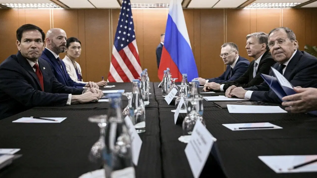 Lavrov'dan Rubio'ya sert uyarı: 'Ukrayna'ya silah sevkiyatı kabul edilemez'