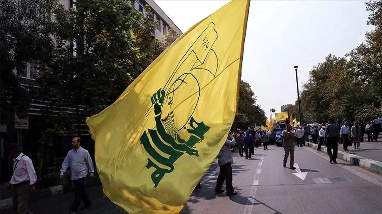 Hizbullah'tan İsrail'e rest: Silahlarımızı teslim etmeyeceğiz