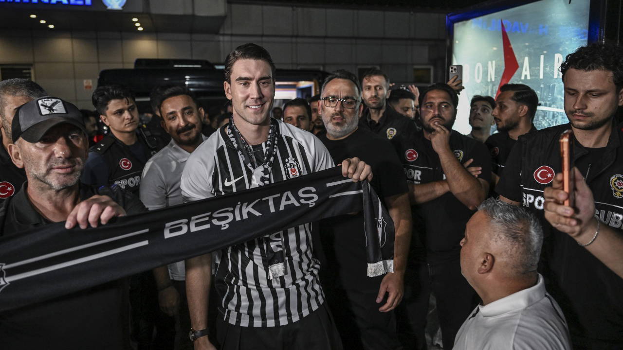 Vincenzo Italiano'dan Dusan Vlahovic sözleri: 'Taraftarımız ona hayran kalacak' 