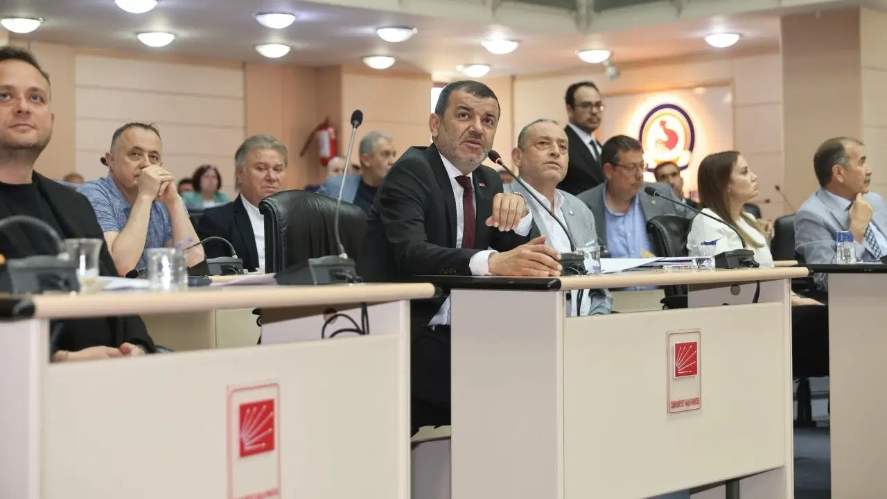 Çavuşoğlu: Şehit aileleri ve gazilerimizin yanındayız