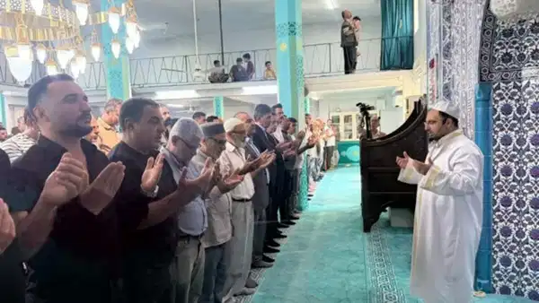 Girne'deki faciada kayboldular: 6 ve 12 yaşındaki kardeşler için gıyabi cenaze namazı