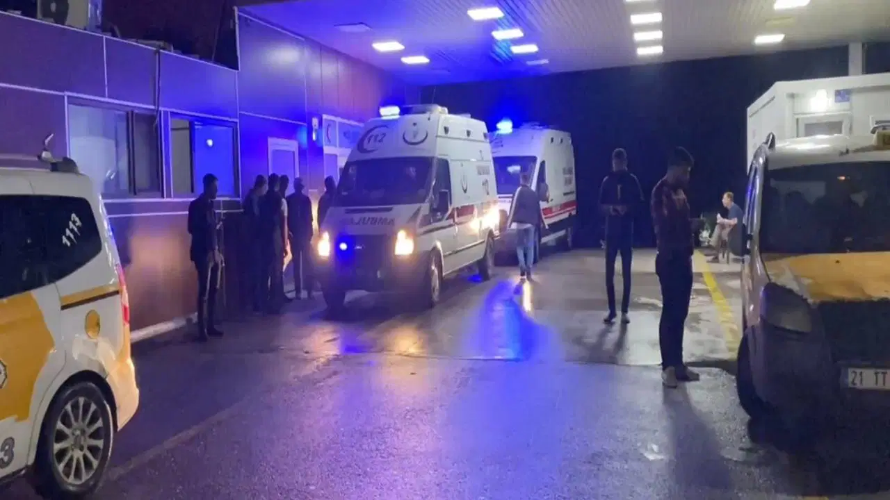 Diyarbakır’da 2 kişi ölmüştü... Silahlı kavgaya ilişkin 5 tutuklama