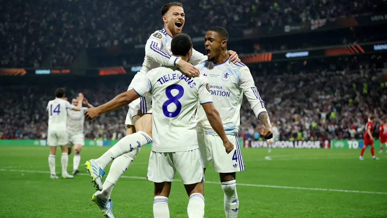 İstanbul'da farklı zafer: UEFA Avrupa Ligi'nde şampiyon Aston Villa