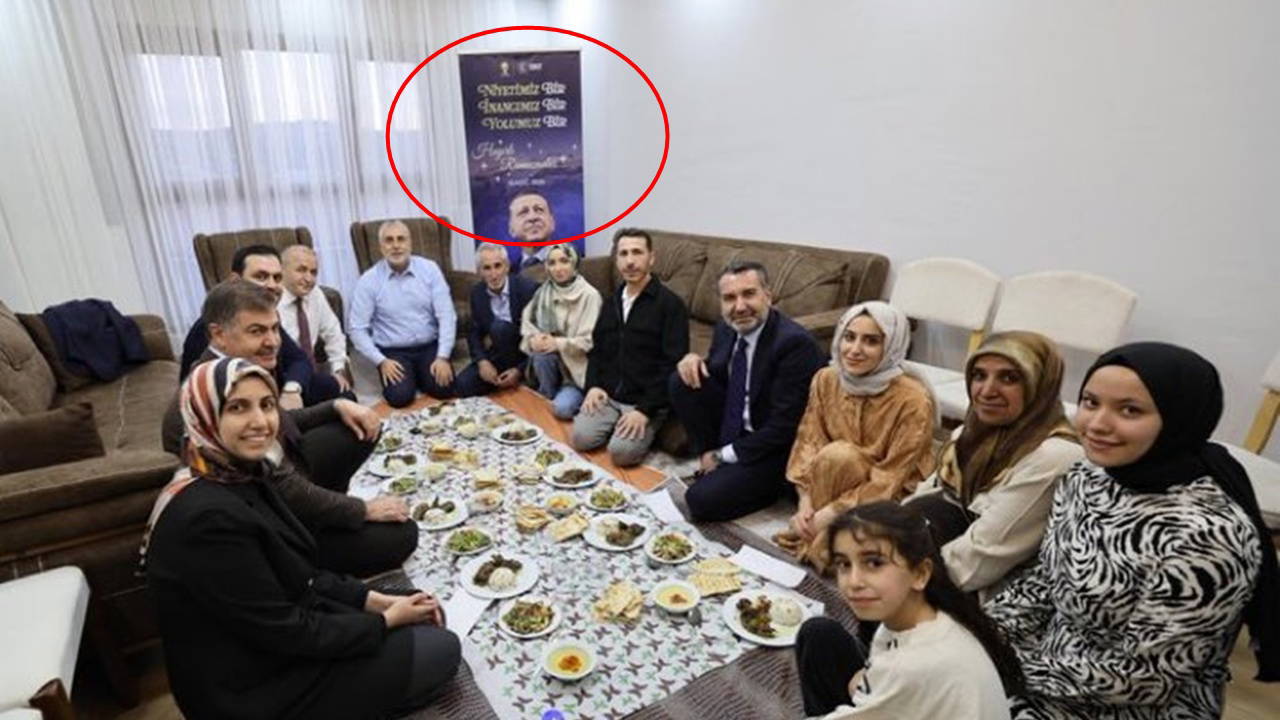 Çalışma Bakanı Işıkhan'ın 'Erdoğan' posterli iftar ziyareti... CHP'li Akdoğan: 'İftar görüntülerinin en palavrası'