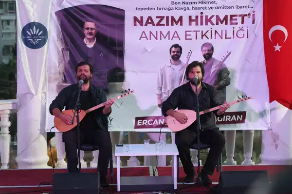 Nazım Hikmet Karabağlar’da anıldı