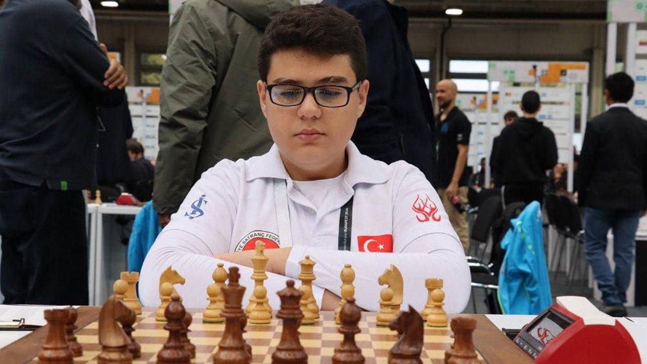 Anaokulunda başlayan serüven dünya rekoruyla taçlandı: GM Yağız Kaan Erdoğmuş kimdir?