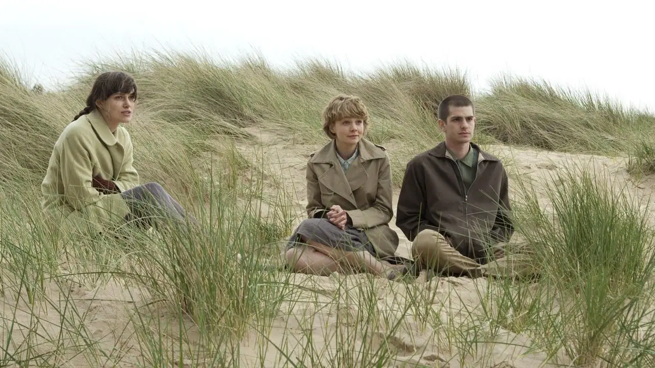 İzlerken 'bu bizim başımıza gelebilir' korkusu yaşatan gerçekçi distopyalar...