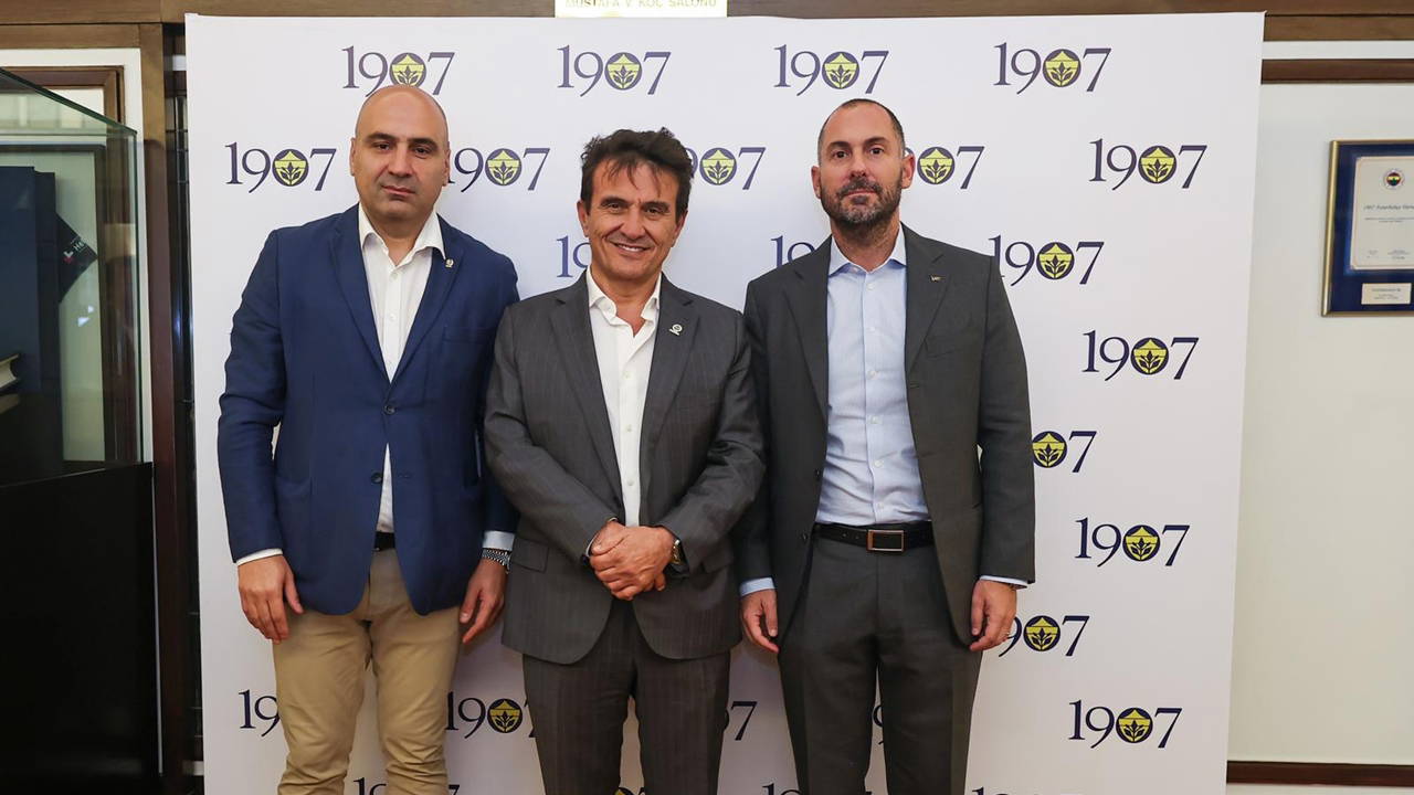 1907 Fenerbahçe Derneği’nden Türk voleybolunda tarihi adım