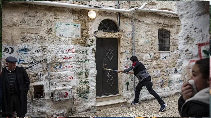 İsrail, işgal altındaki Doğu Kudüs'te yeni evlenen Filistinliye kendi evini yıktırdı