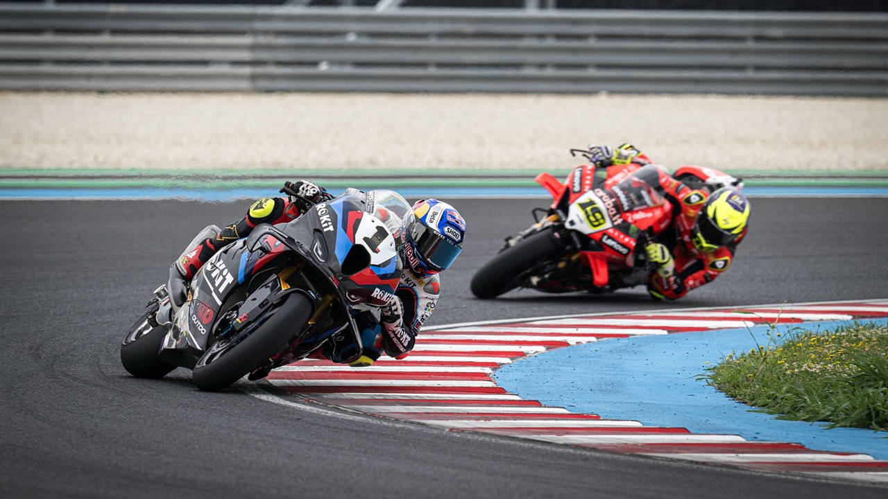 Milli motosikletçiler Fransa ve Slovakya'da piste çıkacak!