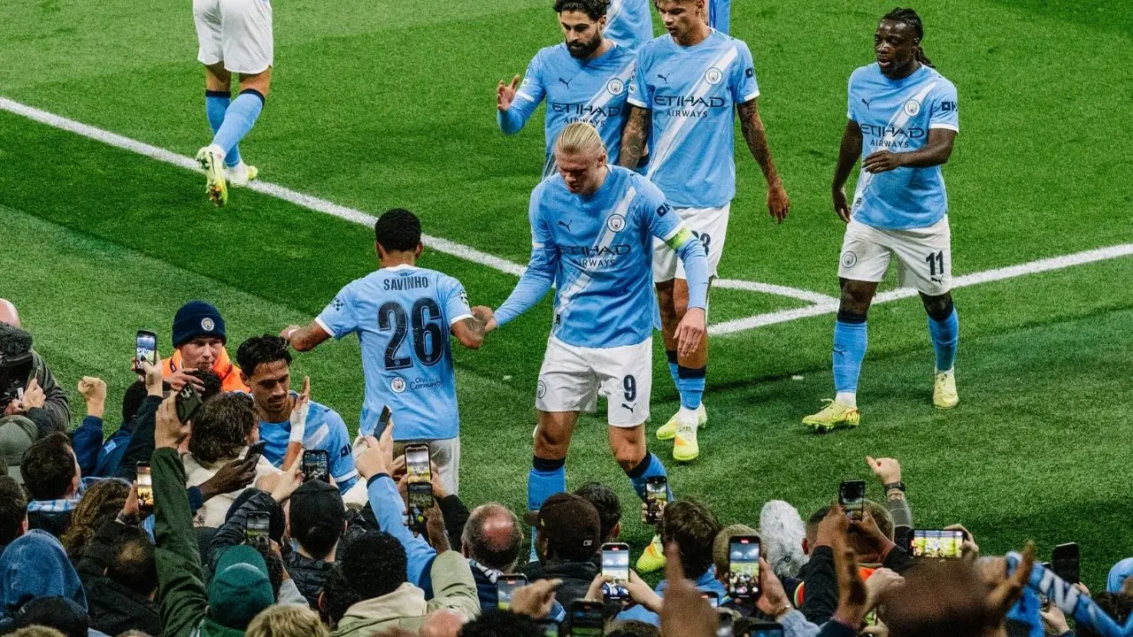 Erling Haaland tarihe geçti, Manchester City rahat kazandı!