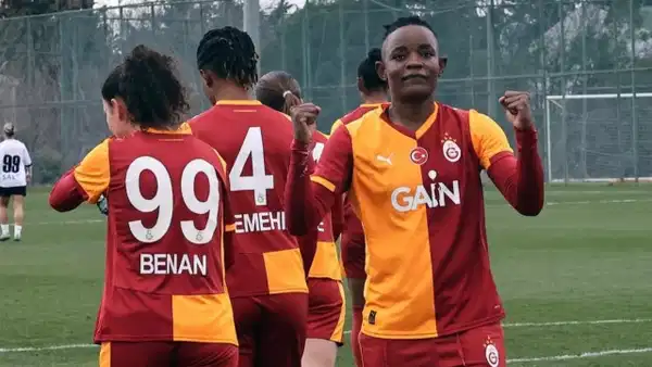 Galatasaray'dan Fenerbahçe'ye golcü transferi!