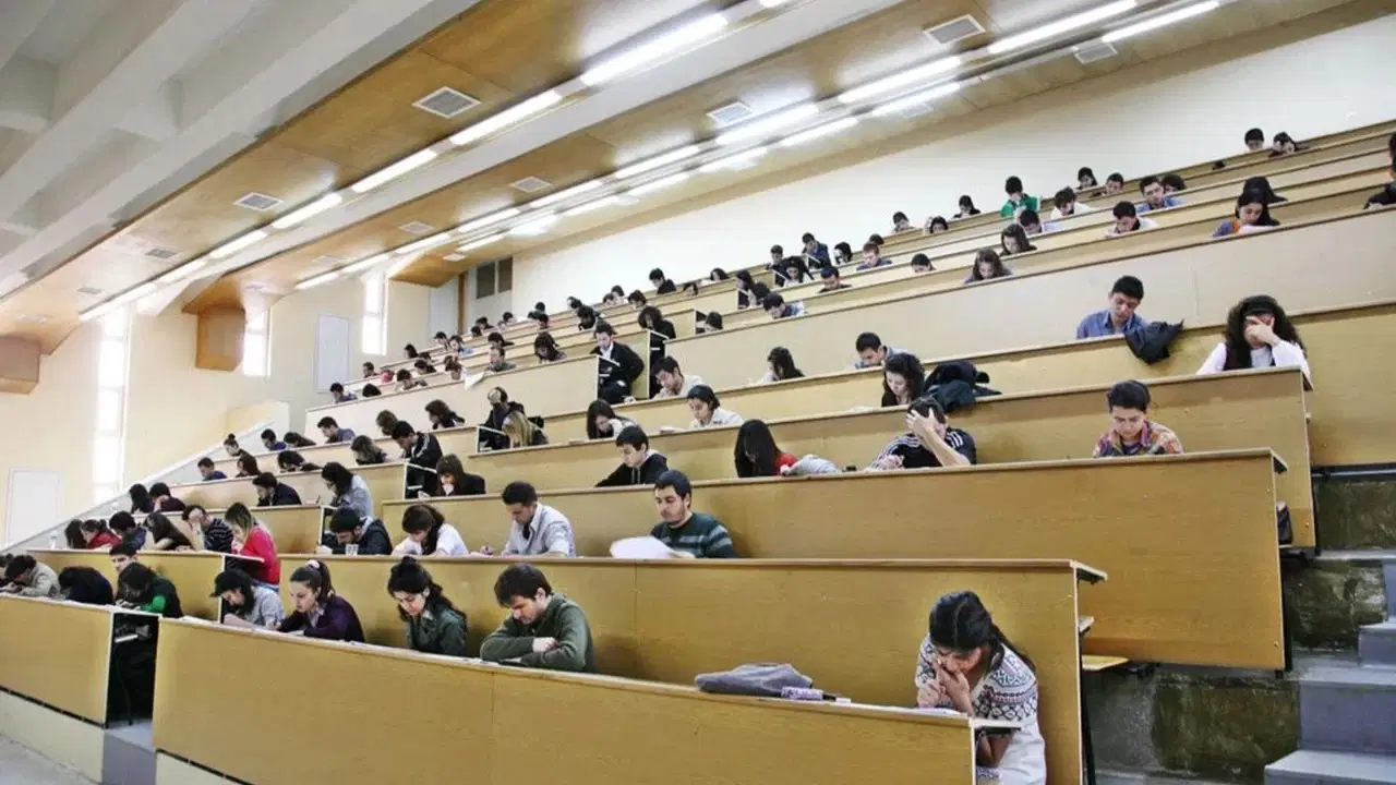 TMMOB’den 'üç yılda lisans' modeline tepki: 'Eğitimin niteliği ve kamu güvenliği riske girer'