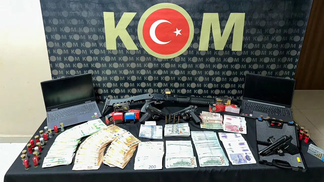 Adreslere baskın yapıldı... Hatay merkezli rüşvet ve kaçakçılık operasyonu: 26 tutuklama