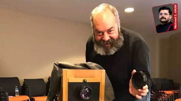 Ali Düşenkalkar Cumhuriyet'e konuştu: 'Tiyatro başkaldırı meydanıdır'