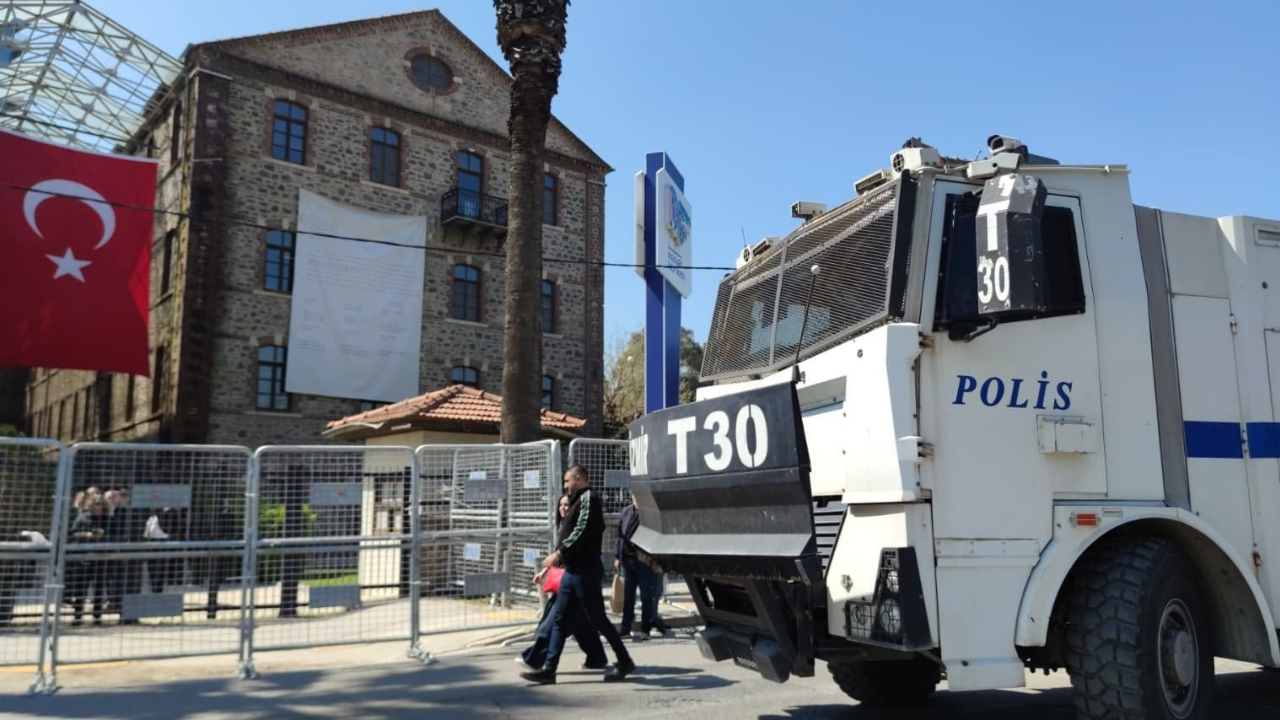 SDD: Meslek Fabrikası İzmir halkının malıdır!