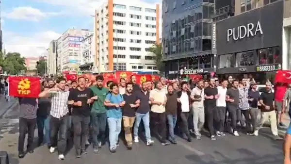 TKP’den NATO'ya karşı yürüyüş: Polis müdahale etti, çok sayıda gözaltı!
