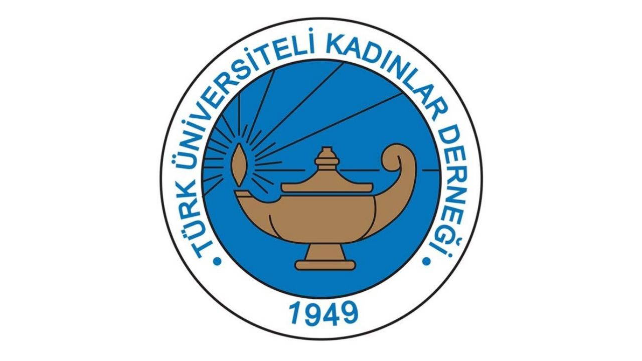 TÜKD’nin ‘Genç Meşaleleri’ Atatürk devrimlerini geleceğe taşıyor
