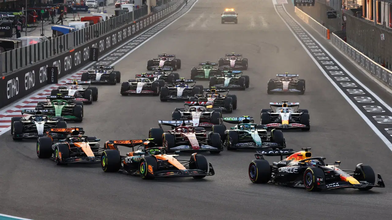 İngiliz pilot tarihe geçti