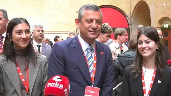 Özgür Özel'den PES kongresinde gençlere mesaj: 'Geleceğin yöneticilerini yetiştirmek için...'