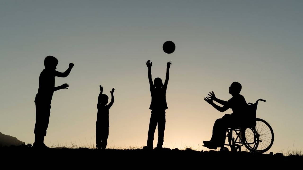 'Bir de mevzuatla engelleniyoruz'