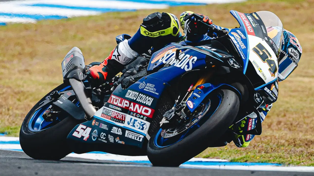 Milli motosikletçi Bahattin Sofuoğlu, Portekiz'deki ikinci yarışta kaza yaptı!