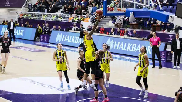 Fenerbahçe Opet, finale yükseldi!