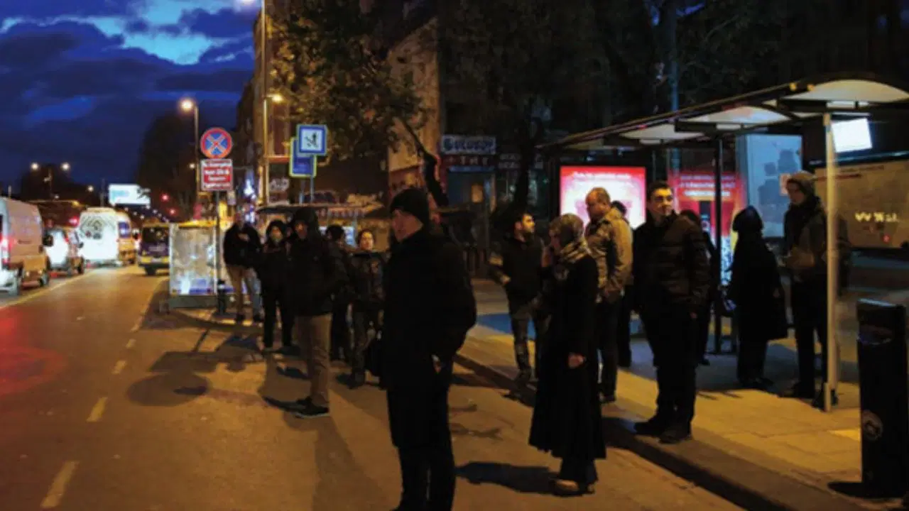 Uzmanlar uyarıyor: Hava aydınlanmadan uyanmanın vücuda 10 zararı