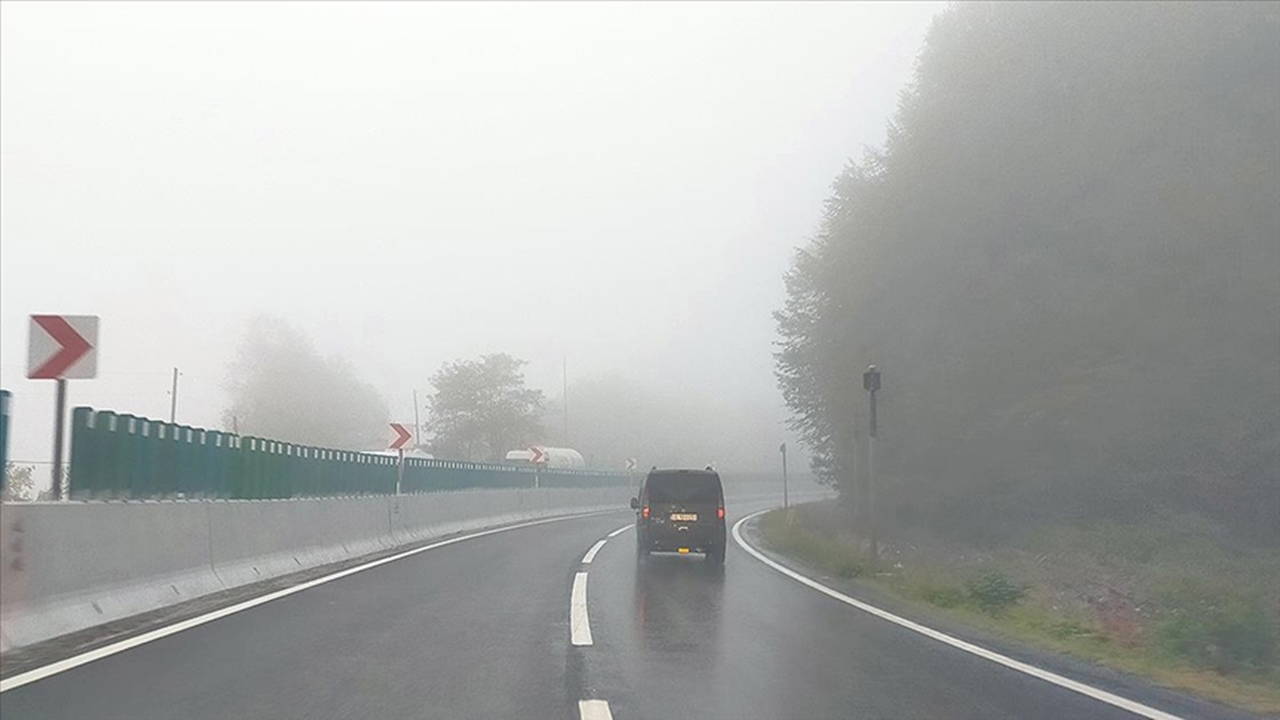 Bolu Dağı'nda sis etkili oldu