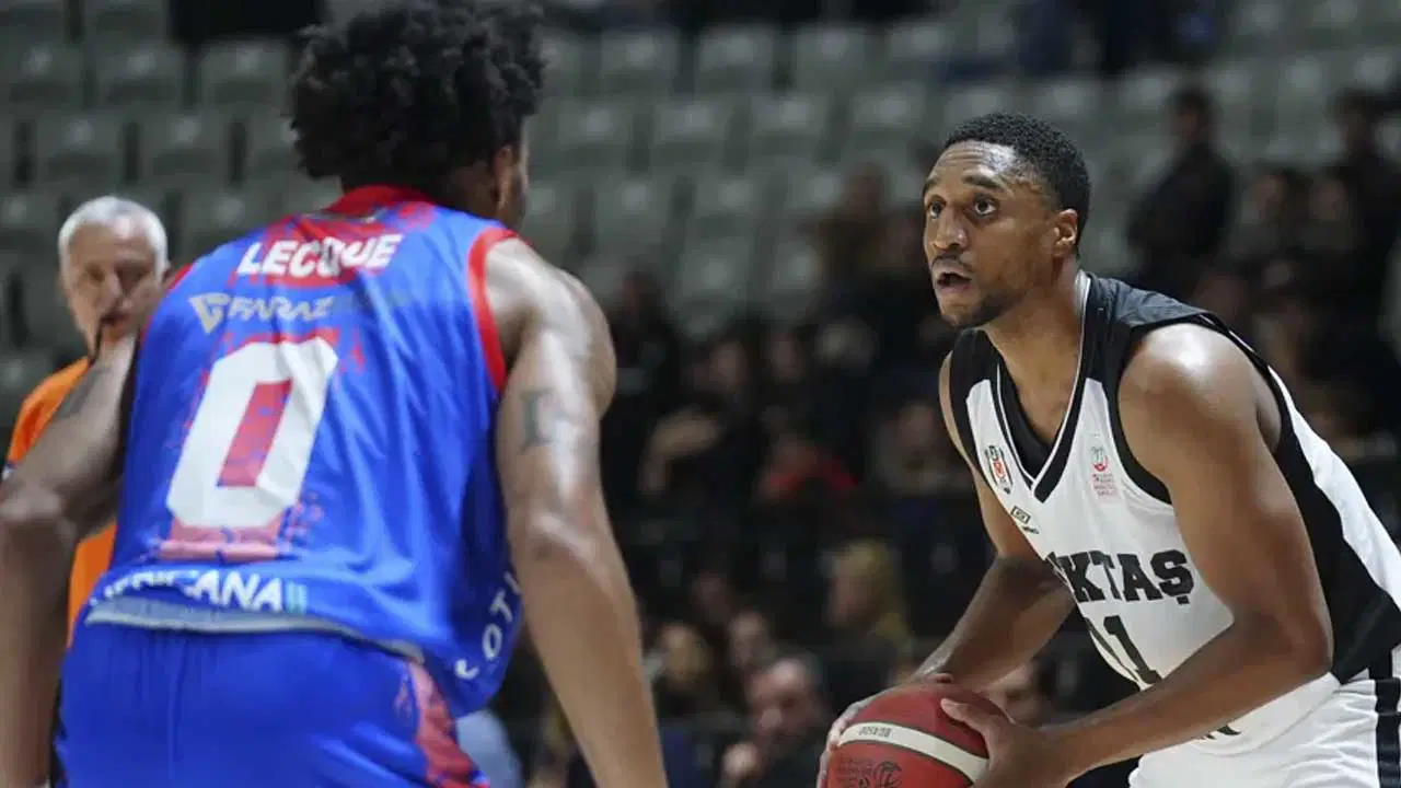 Beşiktaş, lige 3'te 3'le başladı