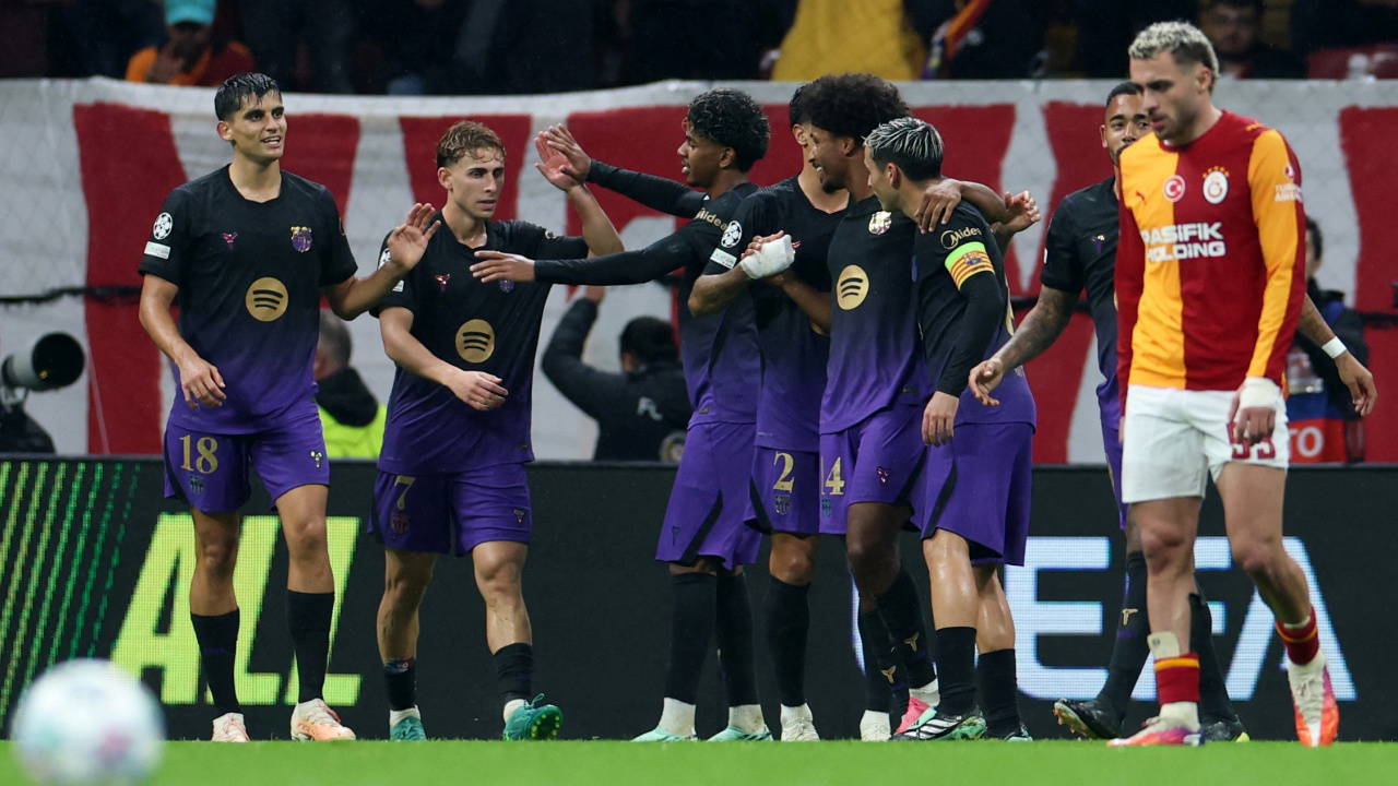 Galatasaray, Barcelona'ya direnemedi: Galatasaray 1-4 Barcelona