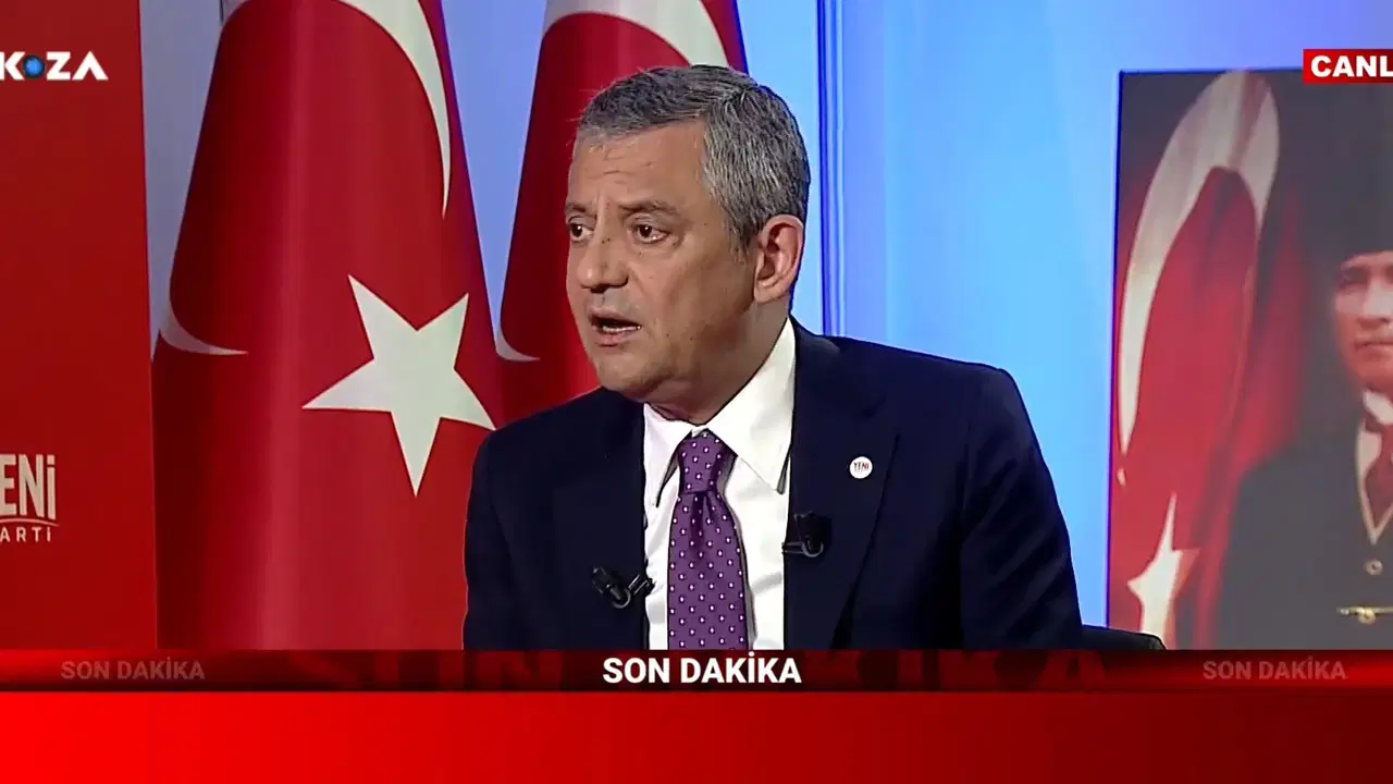 Özgür Özel dénonce le transfert du vote d'Üsküdar à l'AKP et évoque les discussions entre Yavaş et Erdoğan