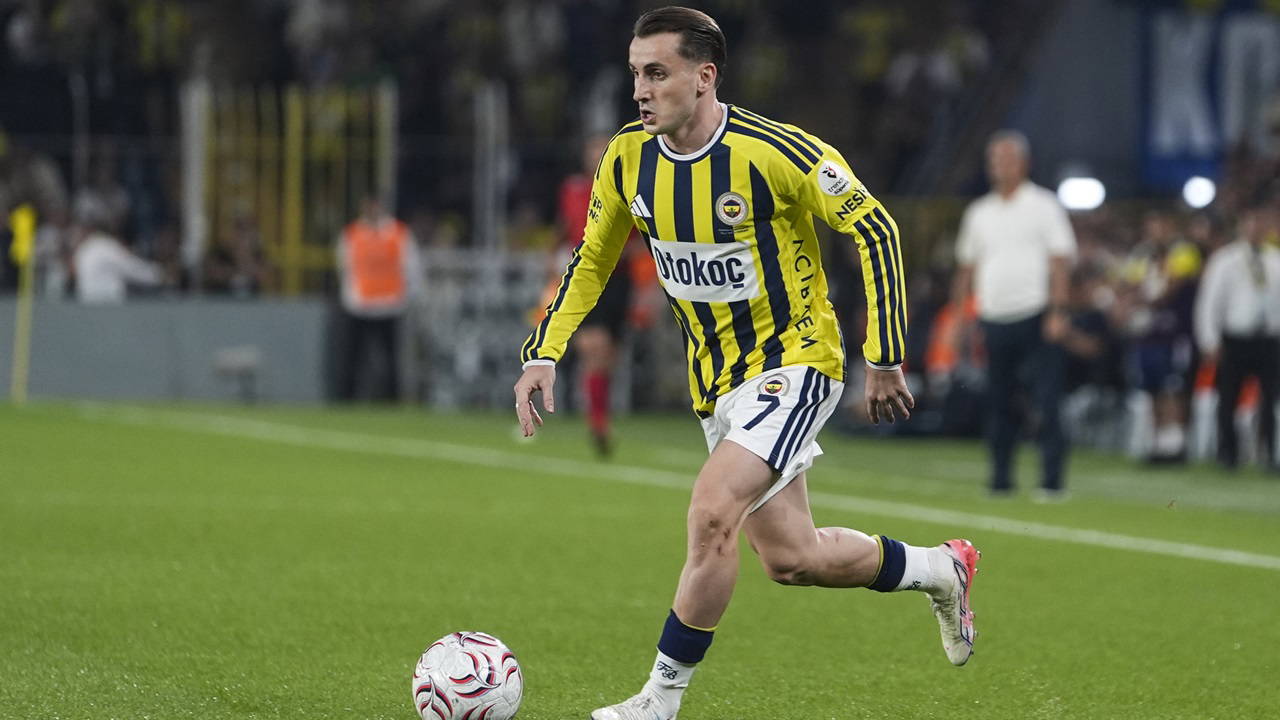 Kerem Aktürkoğlu ne zaman sahalara dönecek? Kerem Aktürkoğlu kaç hafta forma giyemeyecek?
