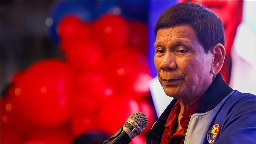 Filipinler’in tartışmalı lideri Lahey’de: İnsanlığa karşı suçlardan yargılanabilir