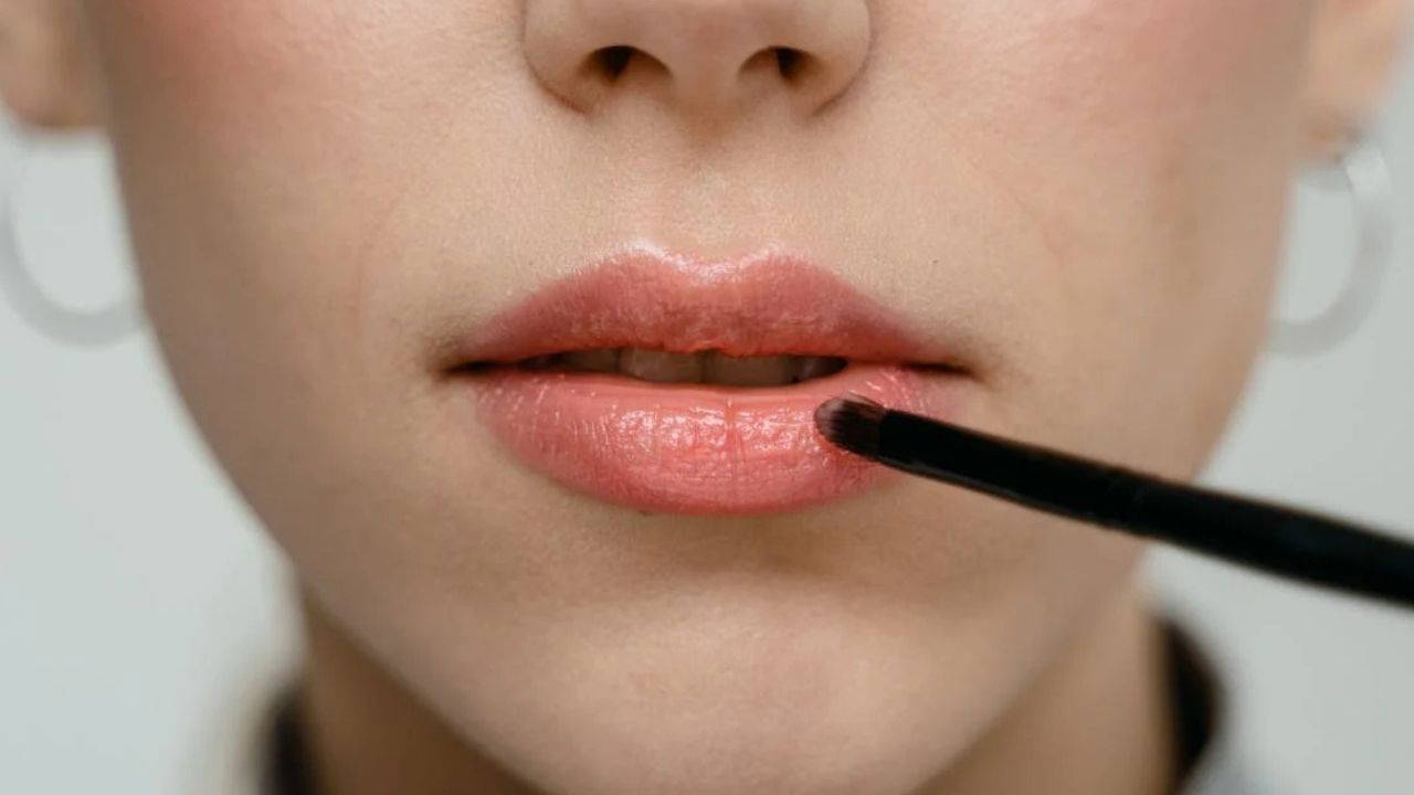 Makyajda profesyonel görünümün sırrı: Fırçalar ve süngerler