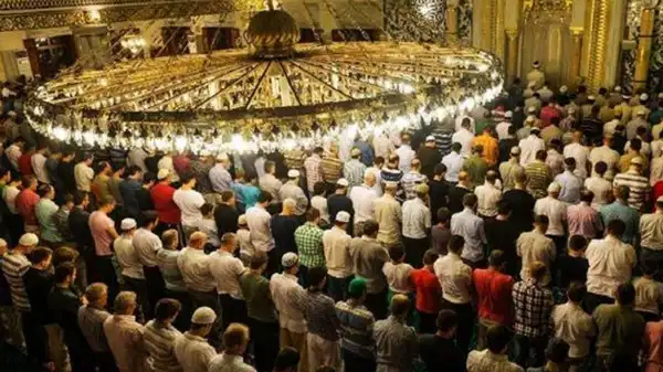 Bayram namazı saat kaçta? Bayram namazı saati İstanbul, Ankara, İzmir!