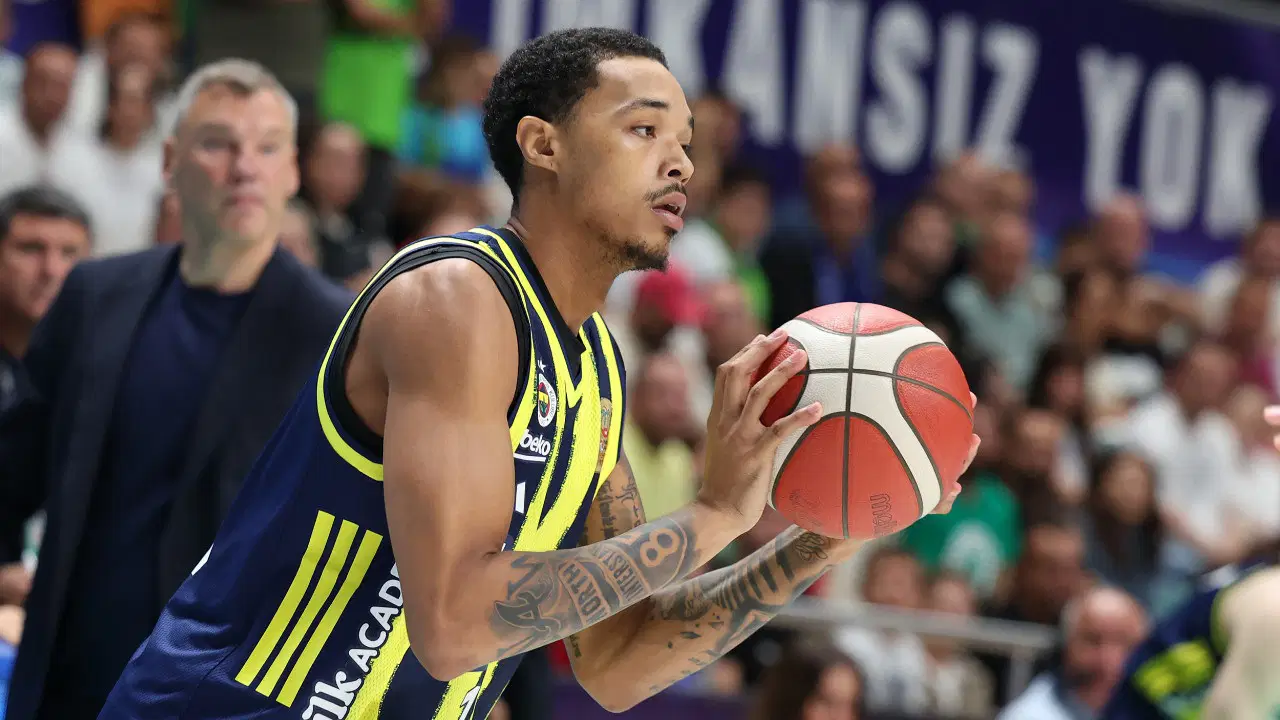 Fenerbahçe Beko'dan sakatlık açıklaması!