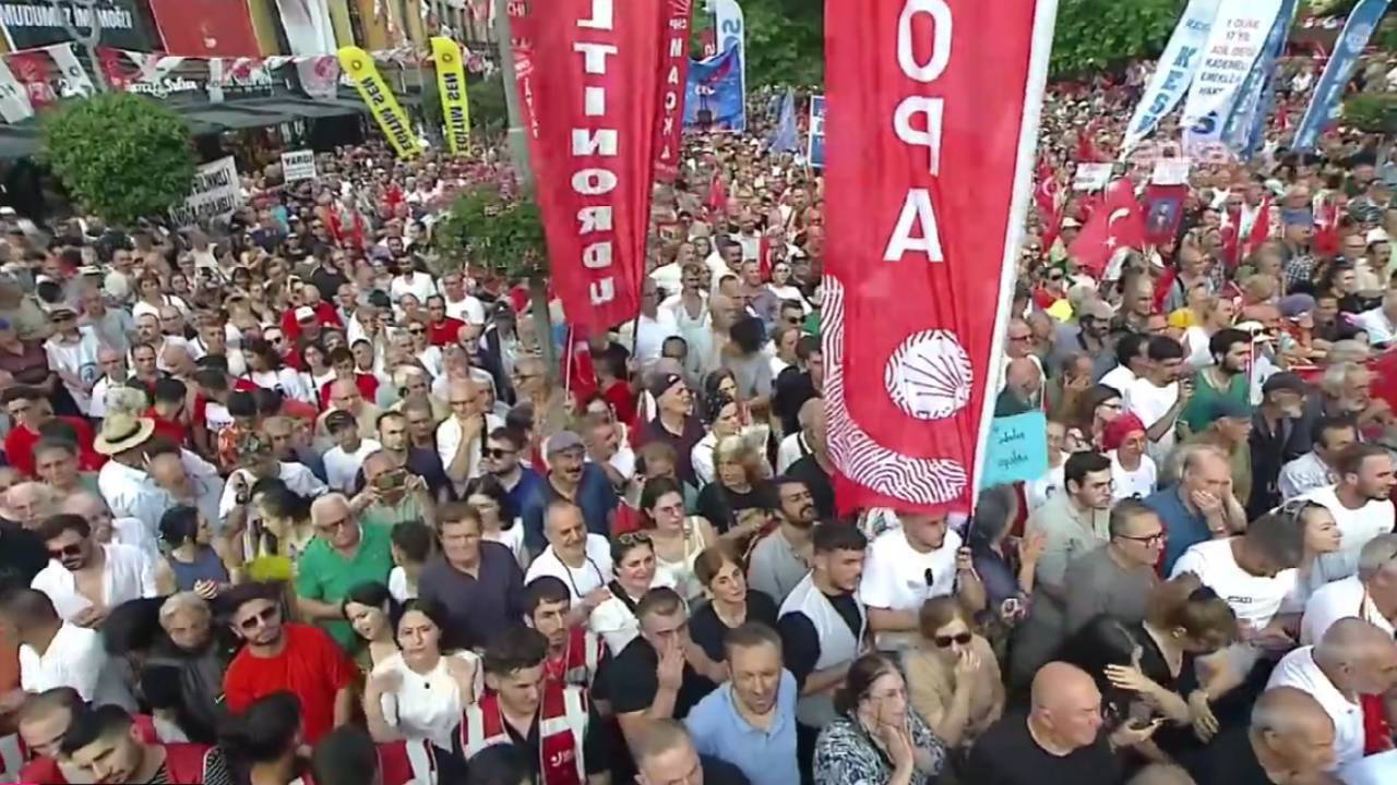 CHP'den Trabzon'da 'Millet İradesine Sahip Çıkıyor' mitingi