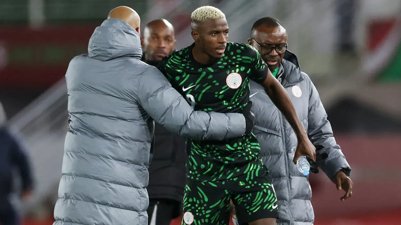 Türkiye'ye döneceği öne sürülmüştü: Nijerya'dan Victor Osimhen iddiasına resmi yanıt!