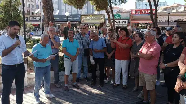 Sökelilerden AKP'ye geçen Belediye Başkanı'na istifa çağrısı