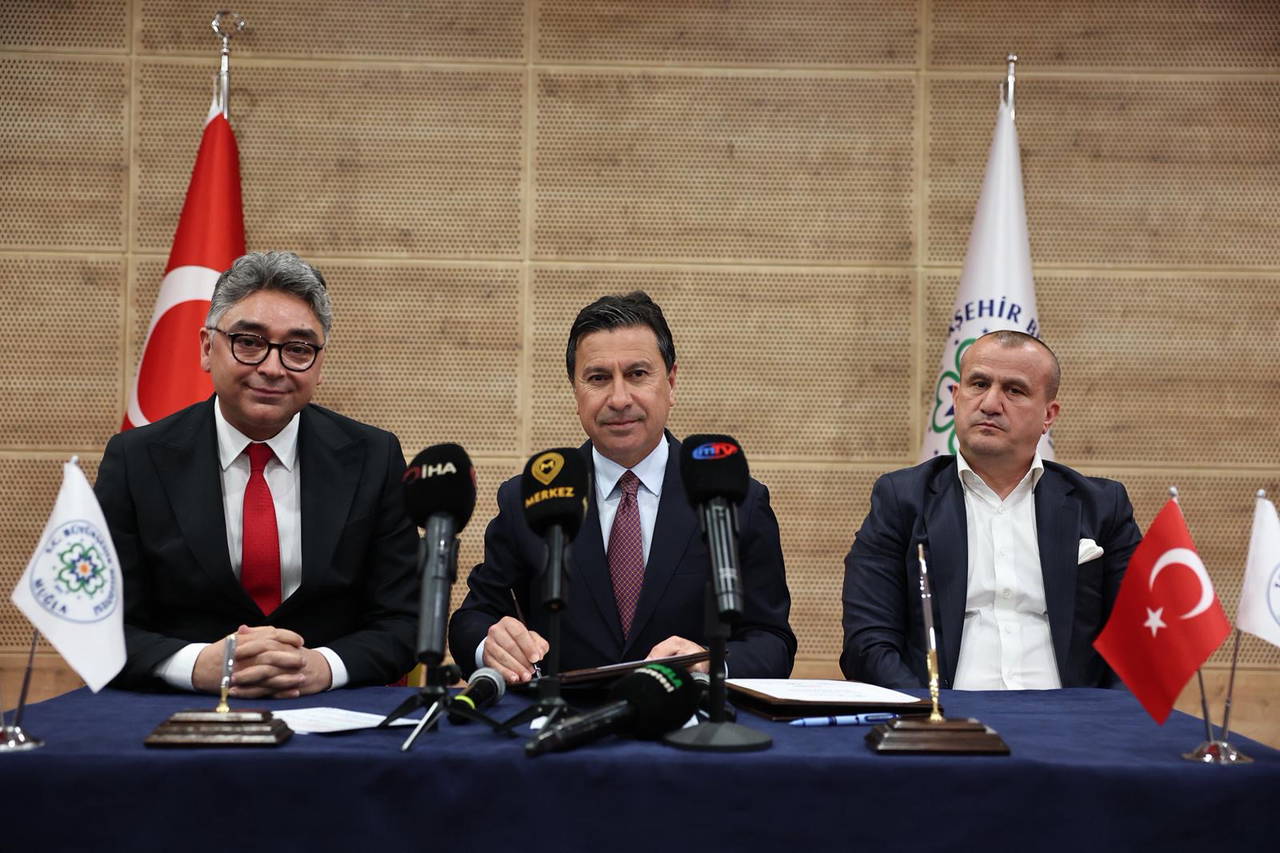 Muğla Güllük’te su hizmeti yeniden kamuya kazandırıldı