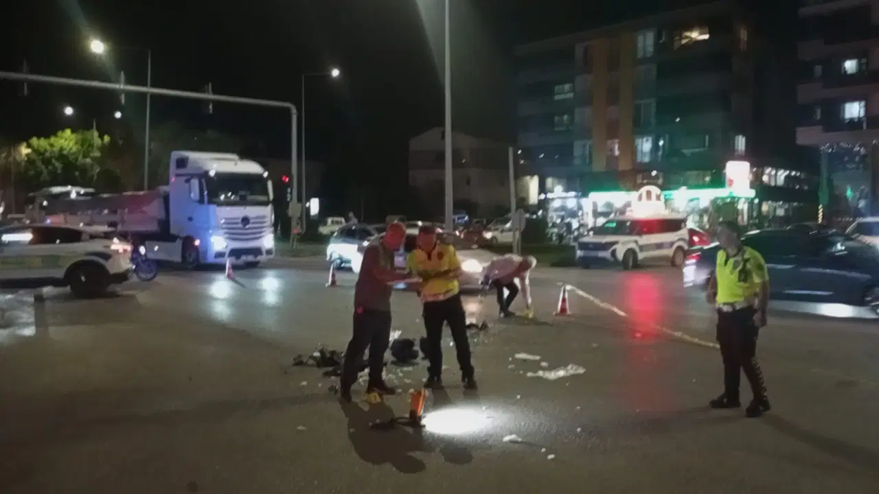 Motorcycle crash injures five on Turkish highway