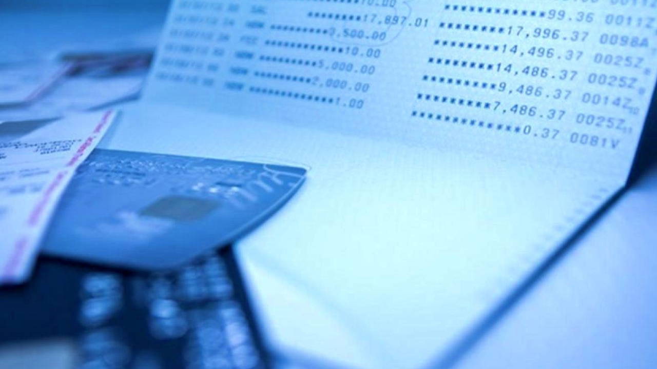 Hesabına kaynağı belirsiz 1 trilyon lira geçti: MASAK hesaplarını dondurdu