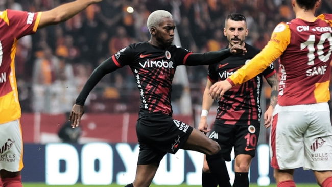 Kadro dışı kaldığı ileri sürülmüştü