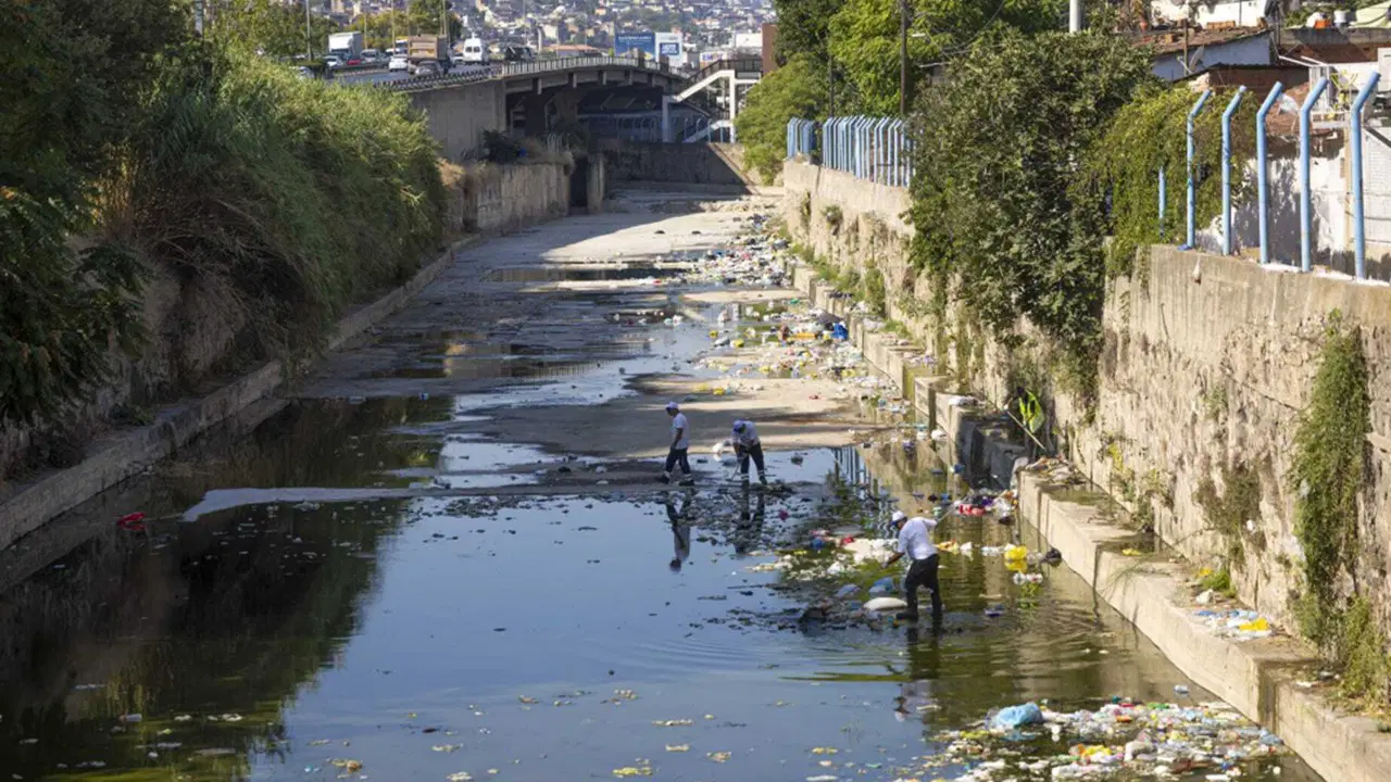İzmir Büyükşehir Belediyesi'nden insan kaynaklı kirliliğe karşı duyarlılık çağrısı