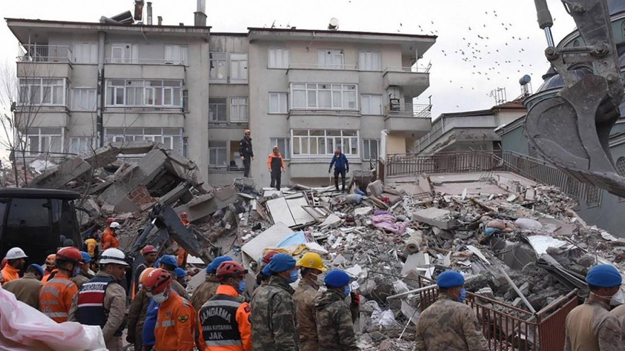 Şadoğlu Apartmanı davası: Savcı, mütalaasında sanıklar için ayrı ayrı ceza istedi