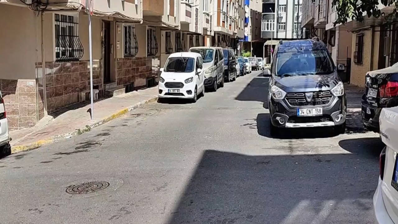 İstanbul'da sokak ortasında cinayet: 20 yaşındaki genç hayatını kaybetti