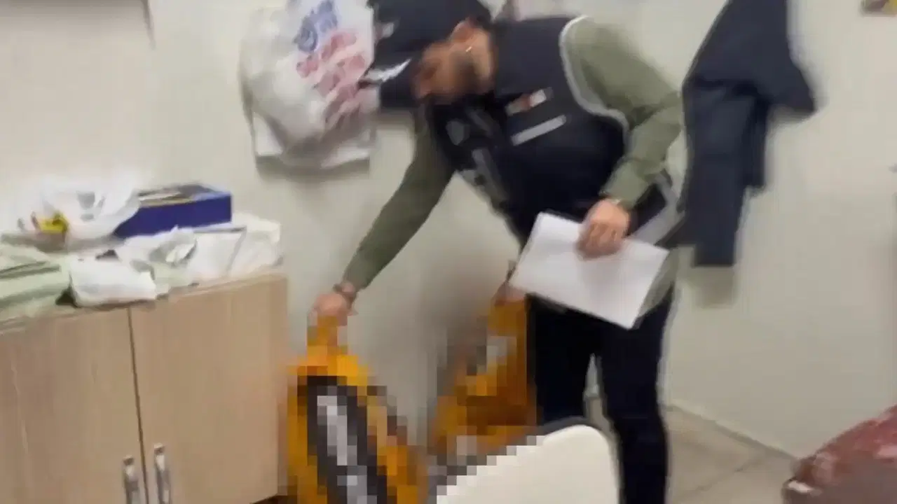 İstanbul ve Antalya'da 16 ton kaçak içki ele geçirildi: 5 gözaltı